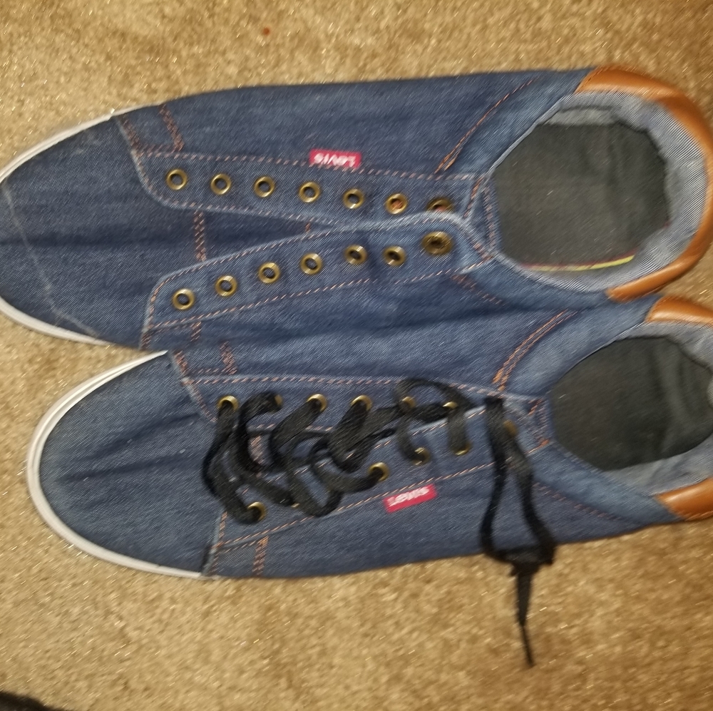 Levi shoes